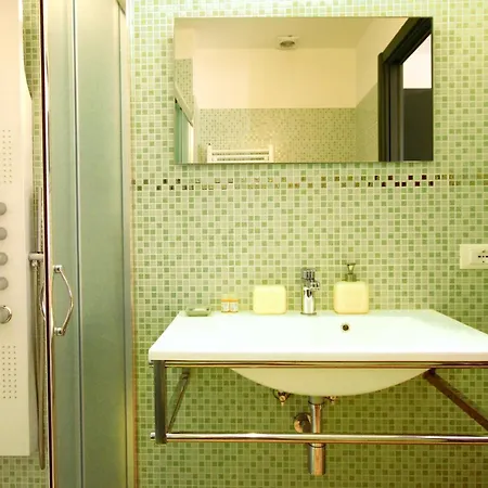 Passenger Vatican Relais 4*